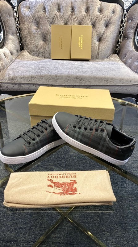 Burberry Jack Check Low-Top Sneaker